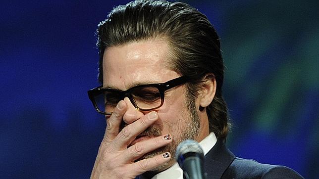 Brad Pitt se suma al «nail art»