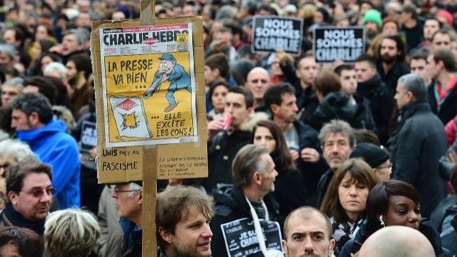 Más de 700.000 personas realizan marchas silenciosas en Francia por «Charlie Hebdo»