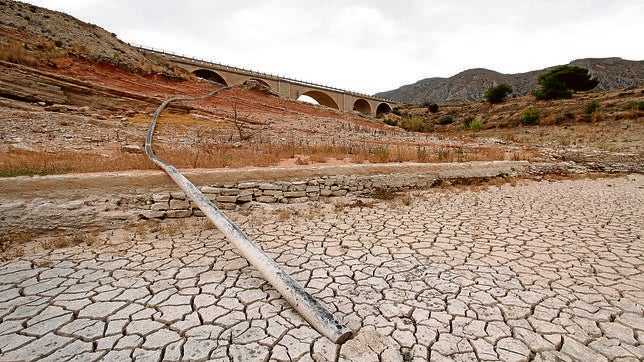 Alerta en la capital turística: el abastecimiento en Benidorm peligra si no llueve antes de marzo