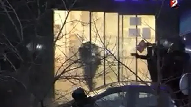Fotograma del vídeo del asalto a la tienda de comida judía en París
