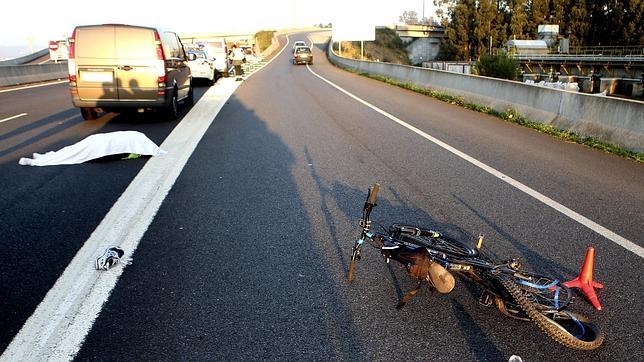 Muere un joven en un «virulento» choque en Pontevedra tras salirse de la carretera