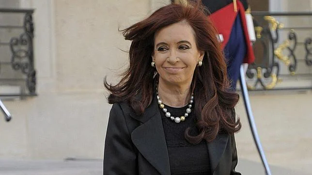 Cristina Kirchner se gasta 2,5 millones de euros en perlas