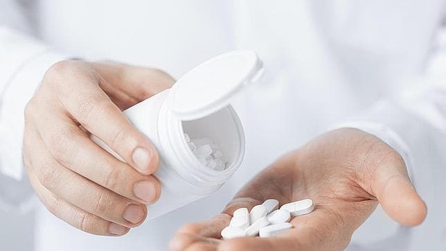 Muchas personas siguen tomando una aspirina al día para prevenir una posible enfermedad cardiaca
