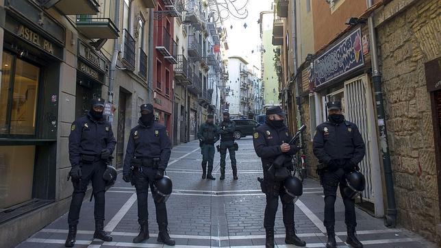 En libertad seis detenidas en la operación contra el «frente de cárceles» de ETA