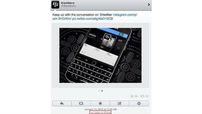 El community manager de Blackberry tuitea con un iPhone