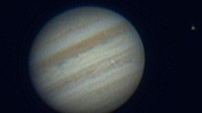 Jupiter y Venus son los dos planetas más brillantes del cielo nocturno