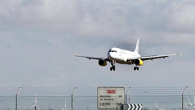 Los aeropuertos cierran 2014 con la peor cifra de viajeros en 12 años