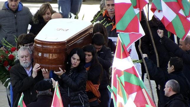 El funeral de Bolinaga se convierte en un homenaje a los presos de ETA