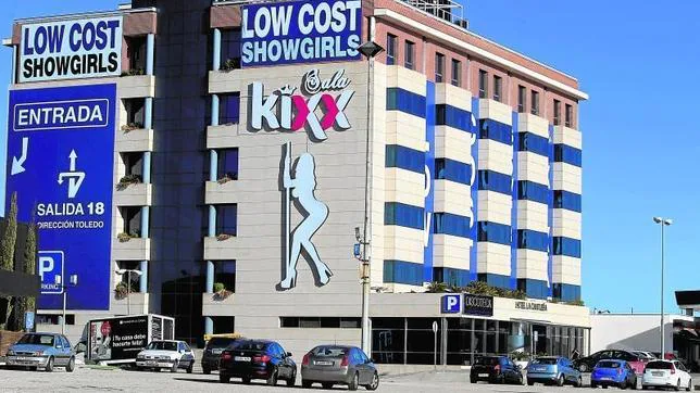 El prostíbulo «low cost» más grande de España está en Madrid