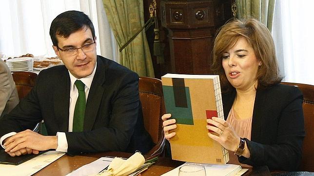 El Gobierno advierte de que la «radicalidad» de Syriza «no va a solucionar nada»