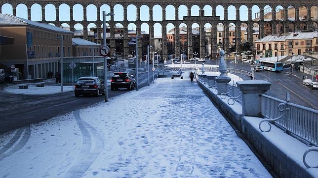 Alerta por frío este martes en Ávila, Segovia, Soria y Burgos y por nieve en Palencia y León