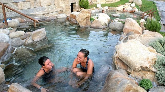 Las termas de A Chavasqueira son uno de los ejemplos de piscinas naturales de la provincia de Orense