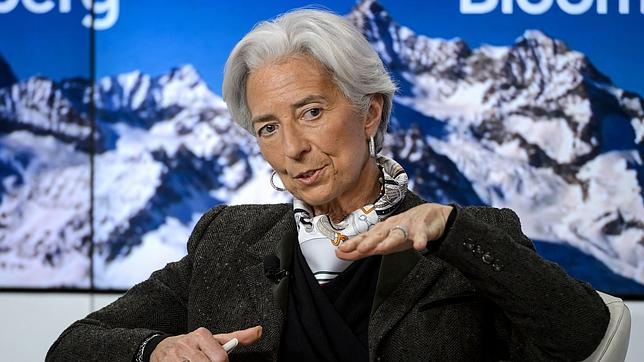 La presidenta del FMI, Christine Lagarde, destaca en Davos las reformas en España