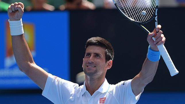 Djokovic maltrata a Kutnesov