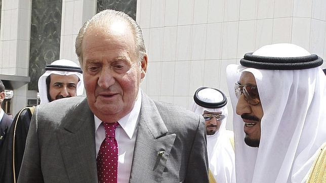 El Rey Don Felipe viaja a Arabia Saudí para dar el pésame por la muerte del Monarca