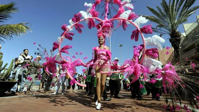 Un pasacalle del Carnaval de Las Palmas de Gran Canaria
