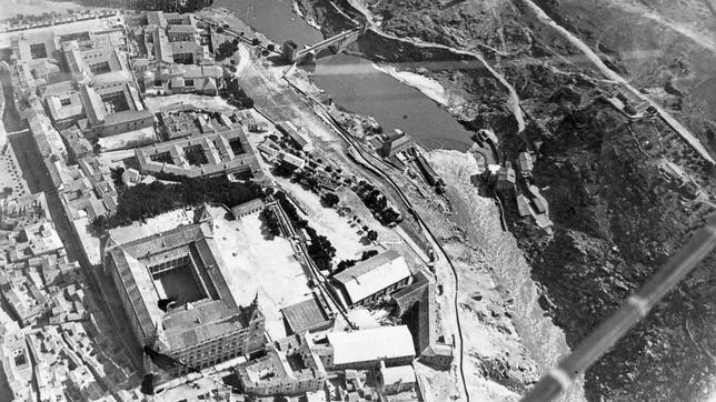 Toledo, primera ciudad española fotografiada desde un avión hace un siglo