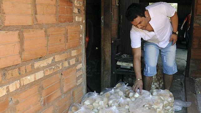 Cabañas, de futbolista internacional a vender pan por un tiro en la cabeza