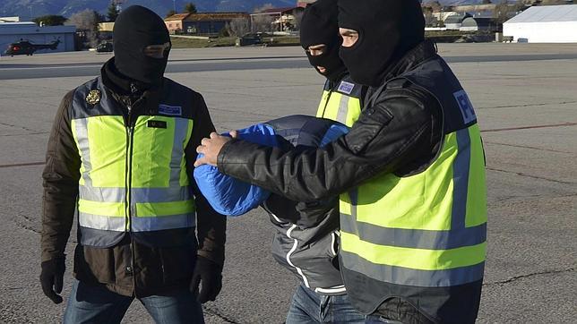 Uno de los yihadistas detenidos en Ceuta ametralló en 2007 a una patrulla