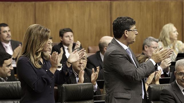 Susana Díaz «corta» con IU a través de una llamada telefónica