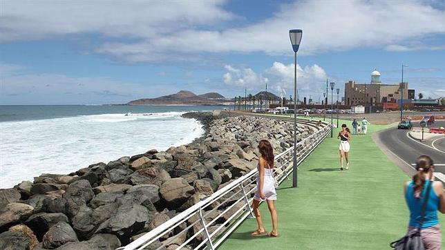 Las obras de ampliación del paseo de Las Canteras concluirán esta semana