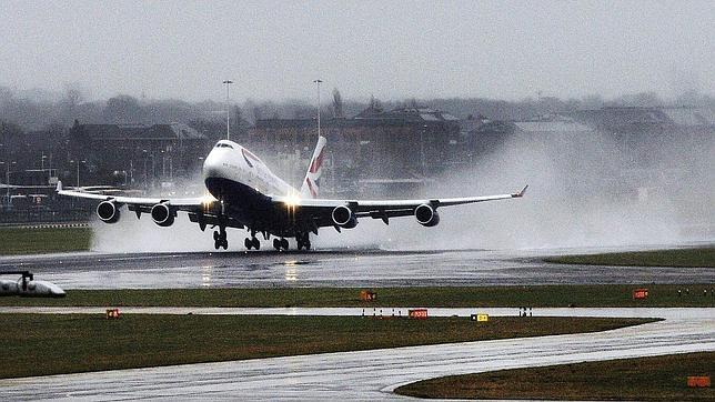 Triquiñuelas informáticas multiplican las quejas contra el ruido de Heathrow