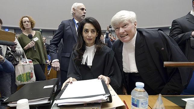 Amal Clooney cambia Hollywood por Estrasburgo