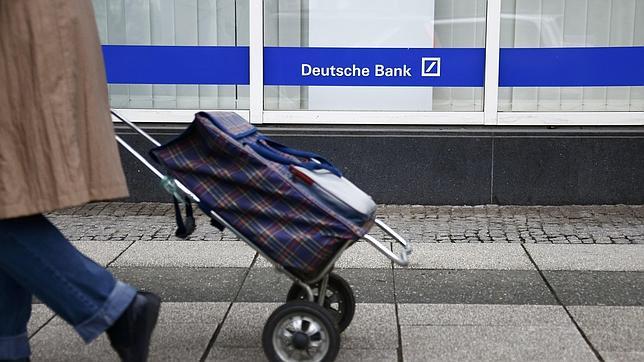 Deutsche Bank gana 1.691 millones de euros en 2014, un 148% más que el año anterior