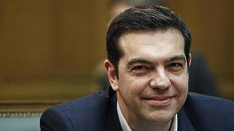 El primer ministro griego, Alexis Tsipras, en su primera reunión del consejo de ministros en el Parlamento en Atenas