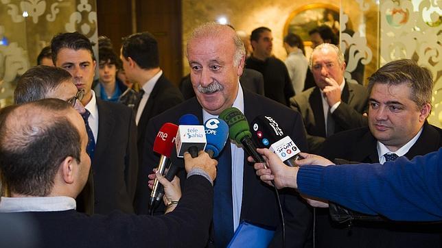 Del Bosque sale en defensa de Villar