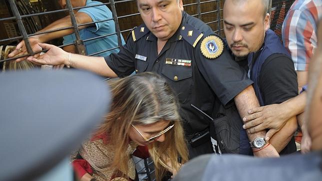 Sandra Arroyo, exmujer de Alberto Nisman, llega a los juzgados para declarar