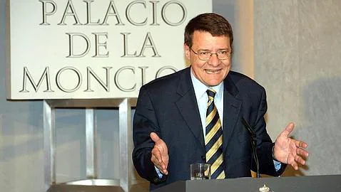 Jordi Sevilla, ya como ministro, julio de 2004 / JAIME GARCÍA
