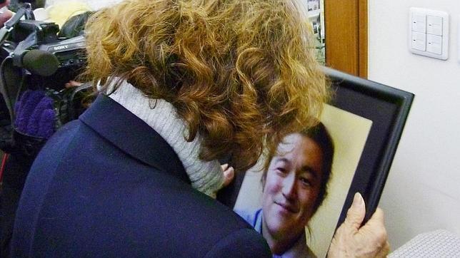 El mundo condena el «atroz» asesinato del periodista japonés a manos del Estado Islámico