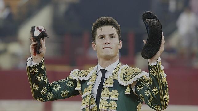 Daniel Luque y Armillita salen a hombros en León