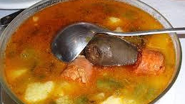 Verdura, legumbre y embutido: un pote de categoría