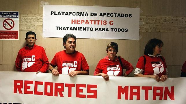 Los afectados por la Hepatitis C se encierran en el Clínico de Valladolid