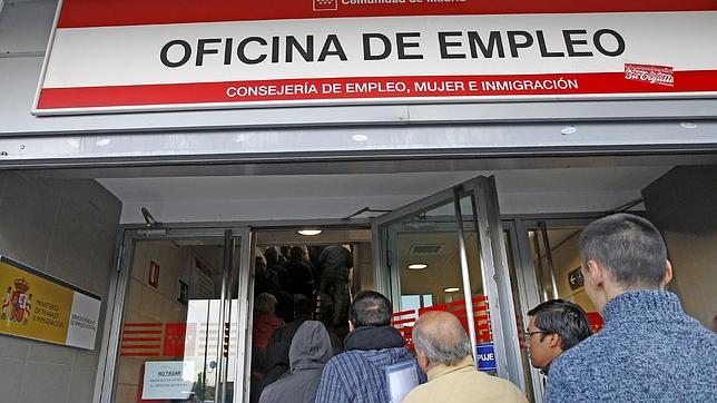 El paro registrado sube en 77.980 personas, el menor repunte en enero desde 2007