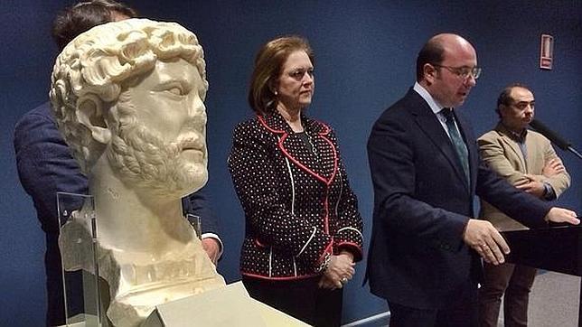 Descubren en Yecla un busto romano del emperador Adriano del siglo II