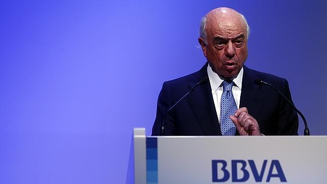 El presidente del BBVA, ganó 5,44 millones de euros en 2014, el 5,32% más