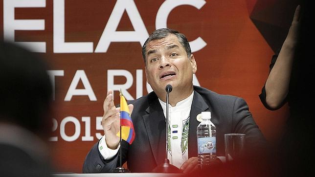 Correa lanza una batalla contra las redes sociales en Ecuador