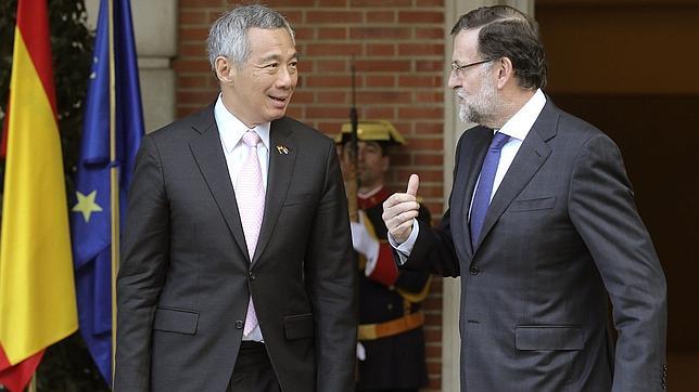 El presidente Mariano Rajoy recibió este viernes en La Moncloa al primer ministro de Singapur, Lee Hsien Loong
