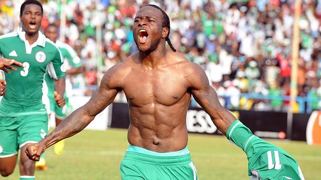 El joven jugador juega actualmente en el Stoke City, cedido por el Chelsea