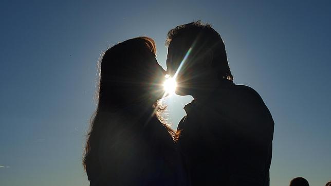 «Te necesito mas que mi cuerpo los latidos del corazón». Flor Pongo