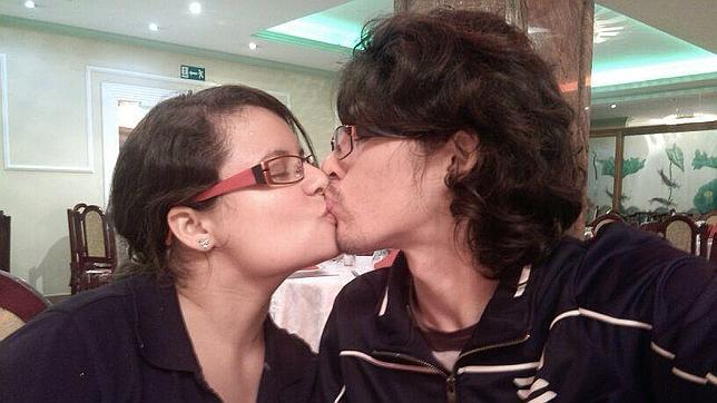 «Soy Yndira y él es Miguel. Tenemos 7 años de noviazgo». Venezuela.