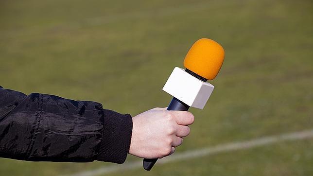 Las radios tendrán que pagar 100 euros para retransmitir partidos de fútbol