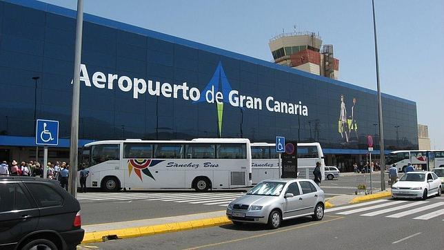 Detenidos cuatro libaneses que aterrizaron en Gran Canaria con un millón de euros en efectivo