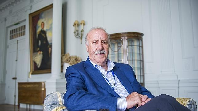 Del Bosque pide respeto para los taurinos «una tradición muy nuestra»