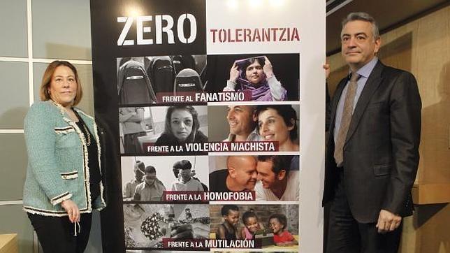 Álava lanza una campaña de «tolerancia cero» contra el burka