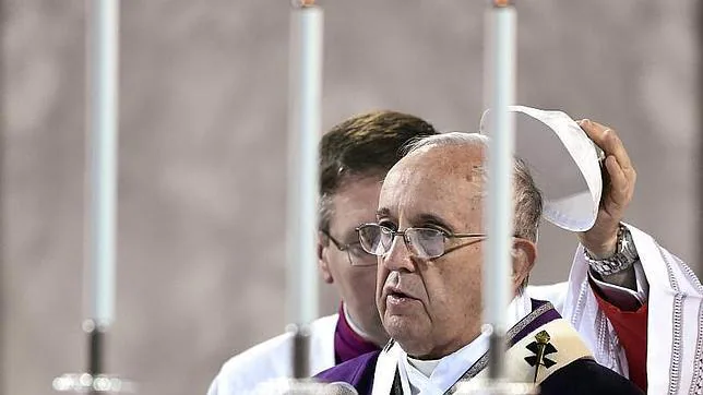 El Papa afirma que el mejor ayuno de Cuaresma es pagar salarios justos y completos: no «en negro»