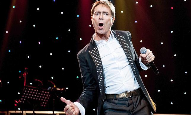 La Policía amplía las investigaciones sobre Cliff Richard por presuntos delitos sexuales